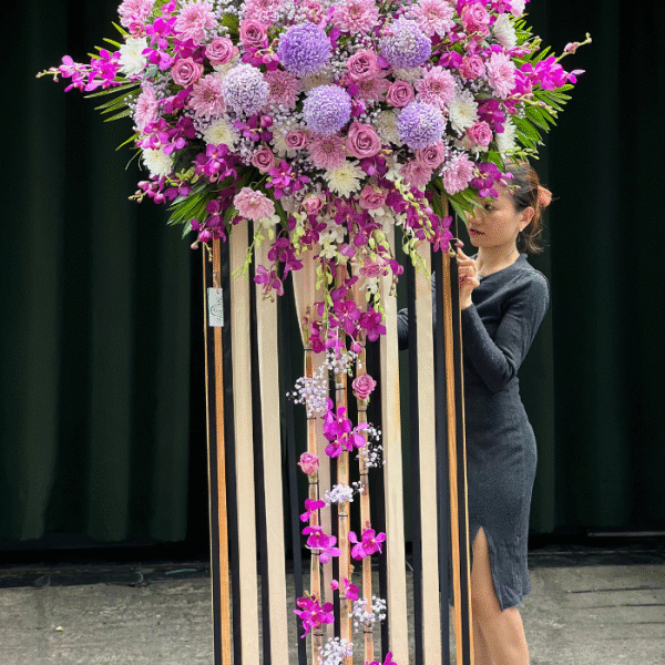 Vòng Hoa Đám Tang Đẹp Hiện Đại Tông Tím Cực Sang Trọng