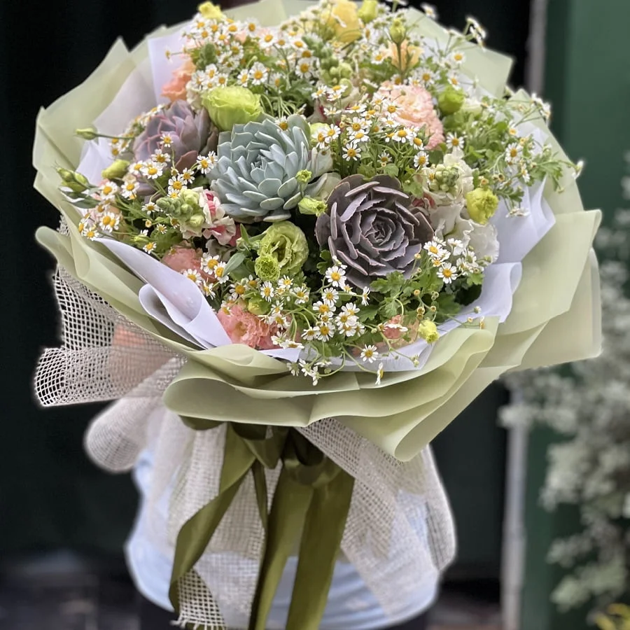 Hinh-41.jpg.webp Những Bó Hoa Đẹp Tặng Sinh Nhật Khi Mix Sen Đá - Image 1