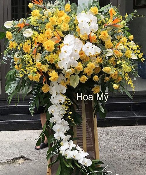 Vòng Hoa Khai Trương Đẹp Và Sang Trọng