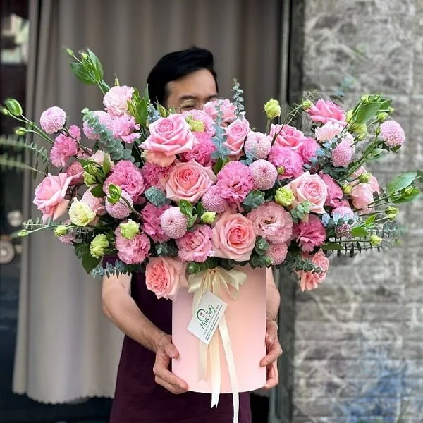 IMG_5466.jpg.webp Hoa Tặng Sinh Nhật-Giỏ Hoa Hồng Mix Nhiều Loại Hoa - Image 1