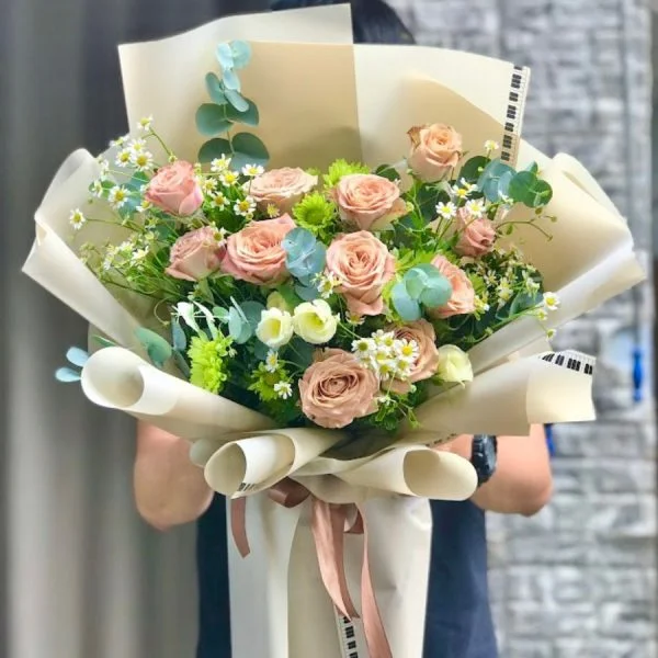 Thiet-ke-chua-co-ten-9-600x600.jpg.webp Hoa Hồng Chúc Mừng Tốt Nghiệp - Image 1