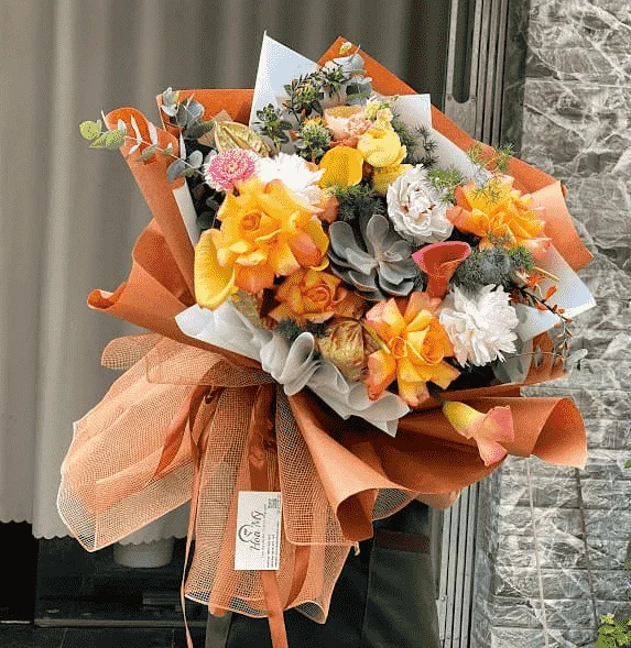 Untitled-min.png.webp Bó Hoa Mẫu Đơn Mix Nhiều Loại Hoa Cao Cấp - Image 1