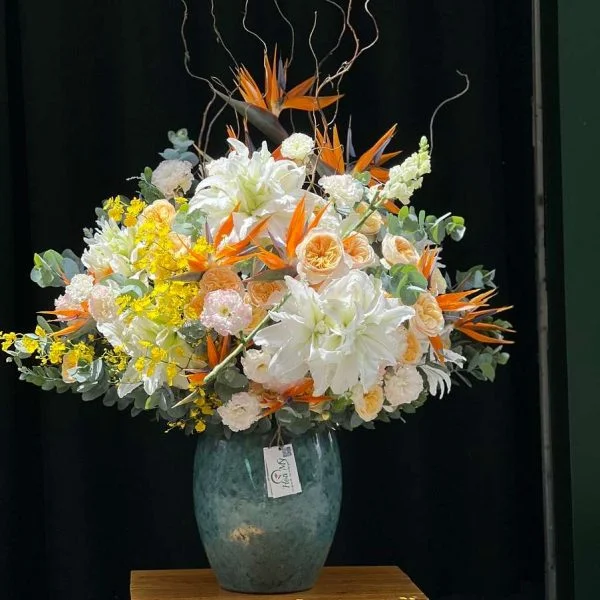 hinh-52-600x600.jpg.webp Xu Hướng Hoa Để Bàn Mừng Khai Trương Lên Ngôi Tone Nâu Cam Vàng - Image 1