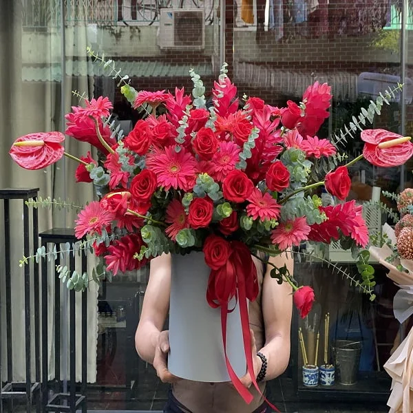 hoa-chuc-mung-sinh-nhat-dep.jpg.webp Hoa Đẹp Chúc Mừng Sinh Nhật Màu Đỏ May Mắn - Image 1