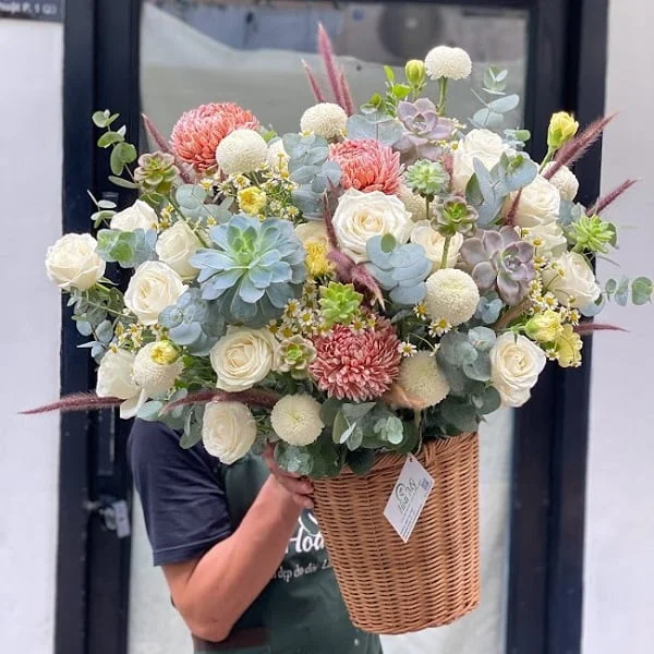 hoa-sinh-nhat-dep-nhat.jpg.webp Tư Vấn Hoa Sinh Nhật Đẹp Nhất Tặng Phụ Nữ - Image 1