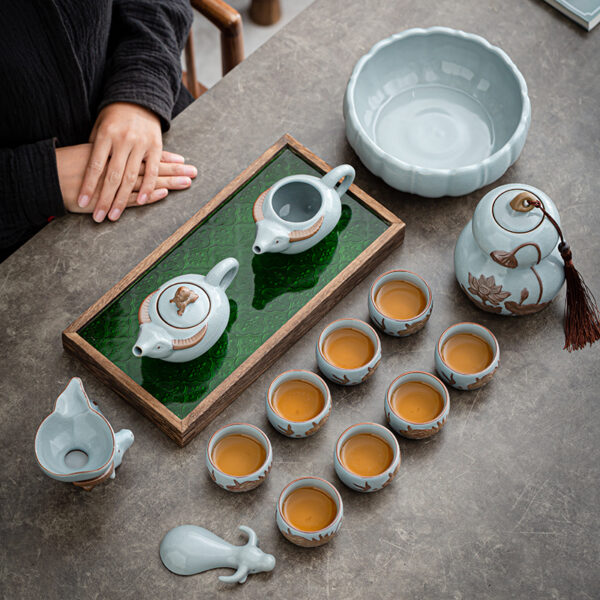 Bộ ấm chén pha trà Tân Sửu 14 món