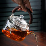 Bộ Ấm Thuỷ Tinh Cao Cấp SƯƠNG MAI Sen Cá 1000ml - Image 4