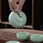 Bộ Ấm Chén Sứ Chim Hạc – Món Quà Sang Trọng Mang Ý Nghĩa May Mắn 2025 - Image 4