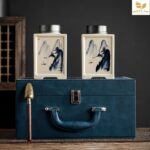 Set Hũ Đựng Trà Lọ Sứ Vuông, Hộp Da - Image 4